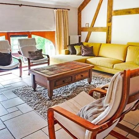 Lavish In Malmedy With Sauna Дом отдыха *
